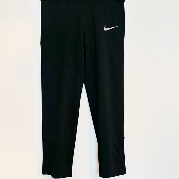 Nike Pro TIGHT Coolant Training Leggings 3/4 Length Dri-Fit Women’s Small 09B45 - Picture 1 of 7